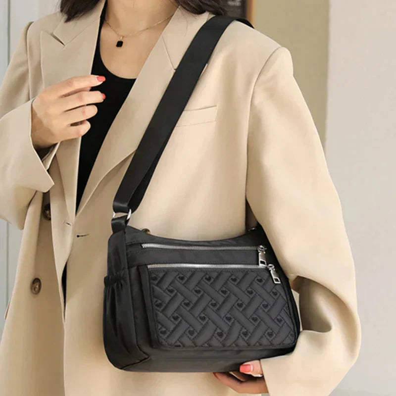 Ellison & Clarke™ | Nylon messenger bag