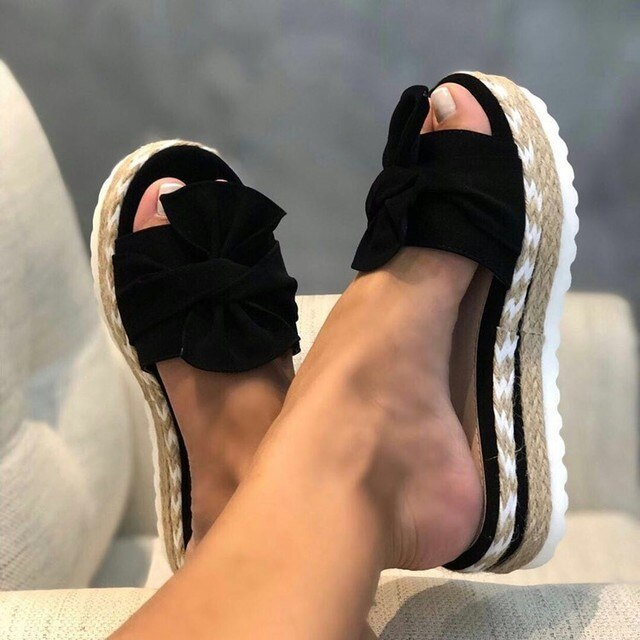 Amelia | Women’s Slide Sandals with a Knotted Strap