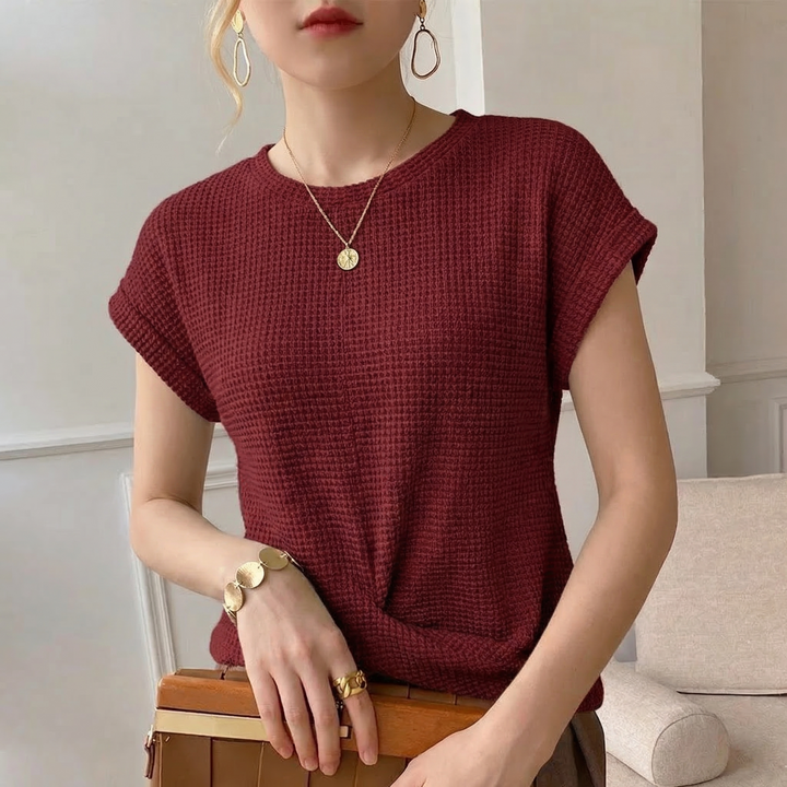 Vivienne | Women's Textured Tee for Everyday Comfort