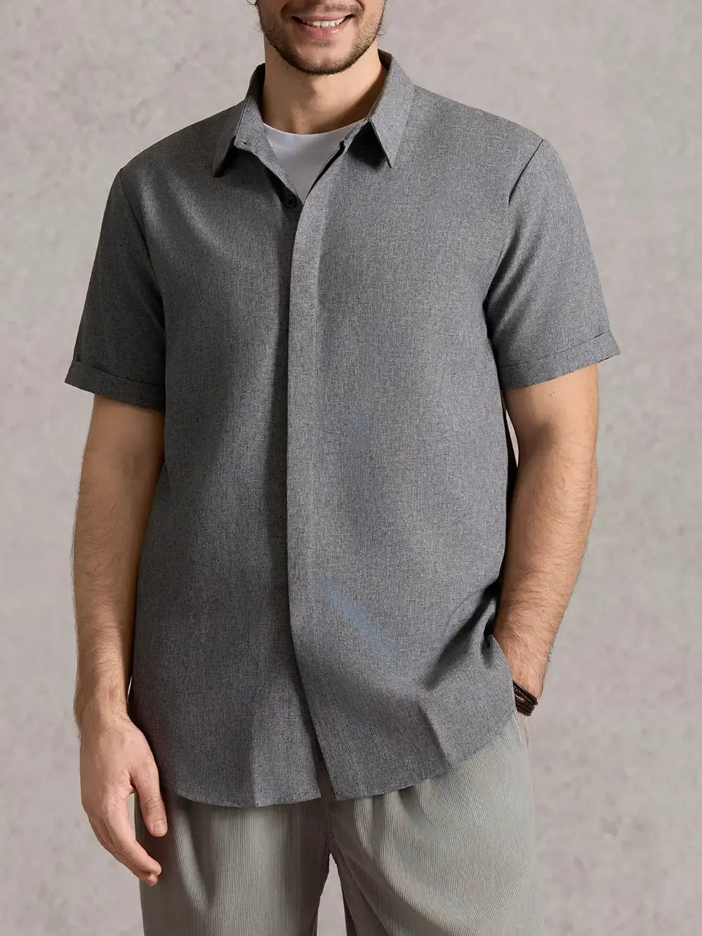 Niall | Men's Short Sleeve Shirt in Classic Grey