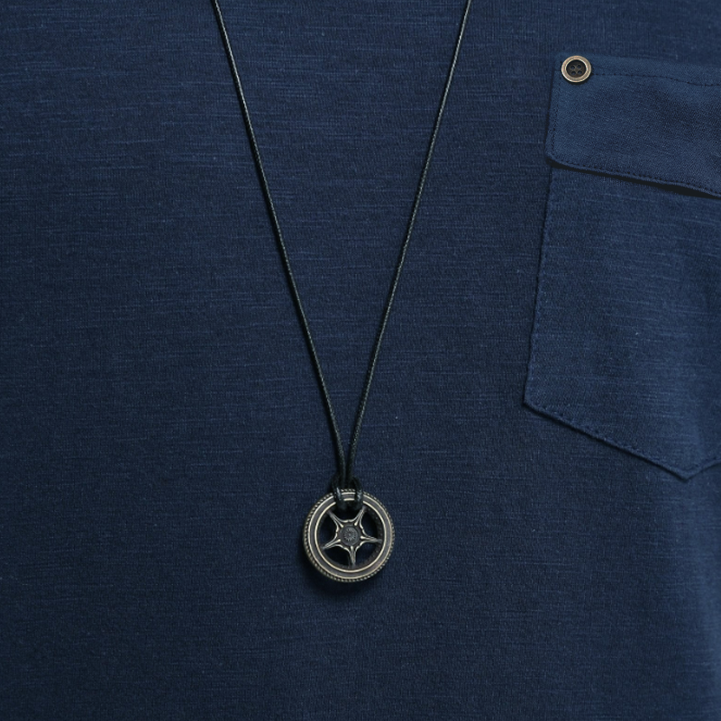 Viggo | Men's Casual Tee with Pocket Detail