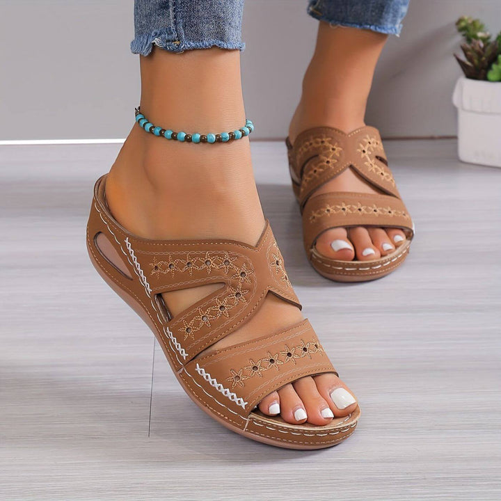 Thea | Women's Slide Sandals with Embroidered Detail