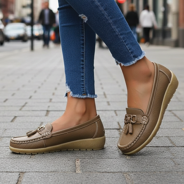 Fleur | Women's Tassel Loafers with Chic Detailing