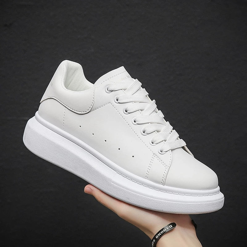 Noah | Men’s Lace-Up Trainers with a Clean Low Profile
