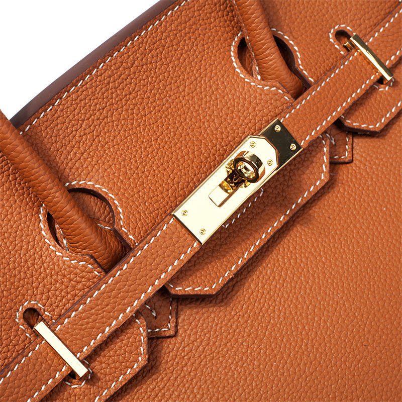 Amelia | Women’s Handbag with a Structured Top Handle Design