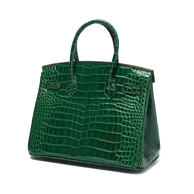 Amelia | Women’s Handbag with a Structured Top Handle Design