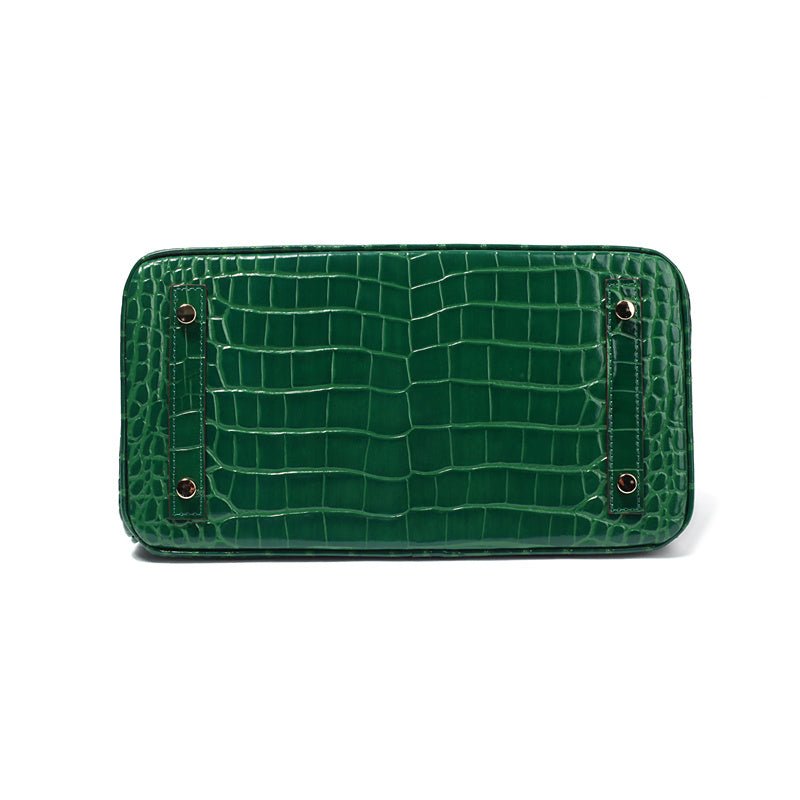Amelia | Women’s Handbag with a Structured Top Handle Design