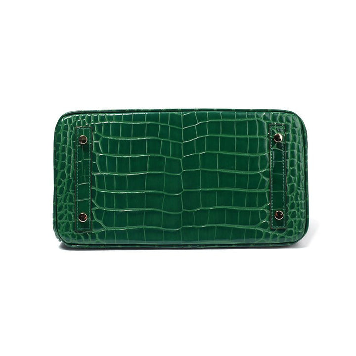 Amelia | Women’s Handbag with a Structured Top Handle Design